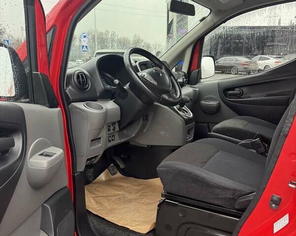 Червоний Ніссан e-NV200, об'ємом двигуна 0 л та пробігом 36 тис. км за 8990 $, фото 11 на Automoto.ua