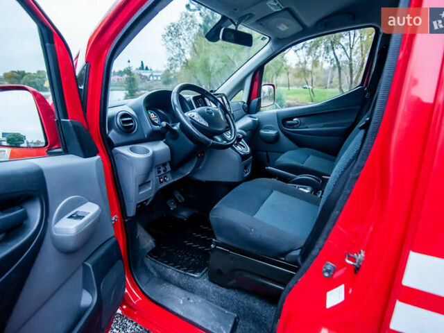Червоний Ніссан e-NV200, об'ємом двигуна 0 л та пробігом 29 тис. км за 17400 $, фото 16 на Automoto.ua