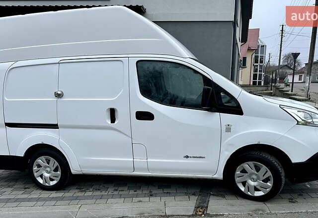 Ніссан e-NV200, об'ємом двигуна 0 л та пробігом 40 тис. км за 12700 $, фото 3 на Automoto.ua