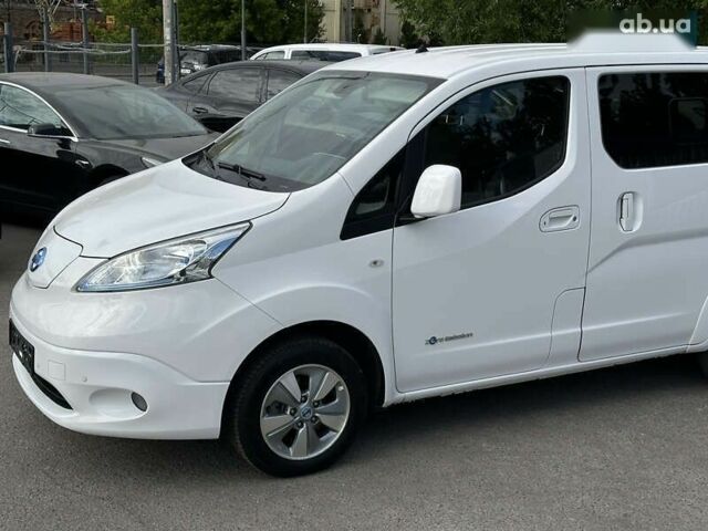 Ниссан e-NV200, объемом двигателя 4.25 л и пробегом 61 тыс. км за 18000 $, фото 14 на Automoto.ua