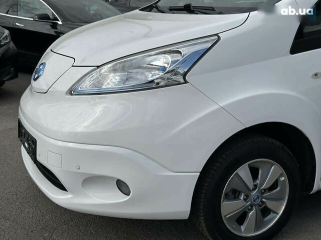 Ниссан e-NV200, объемом двигателя 4.25 л и пробегом 61 тыс. км за 18000 $, фото 15 на Automoto.ua
