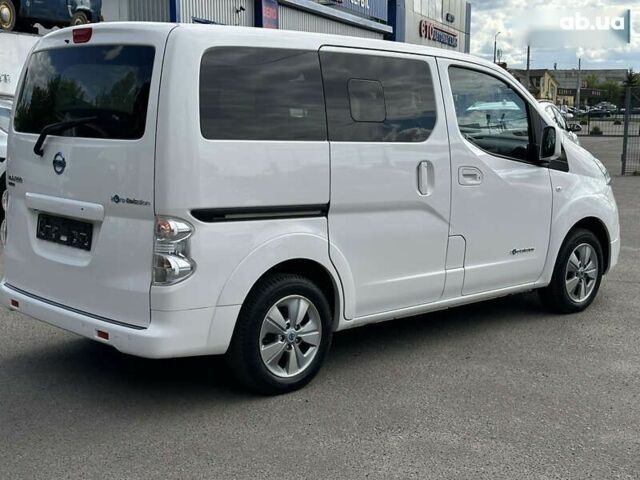 Ниссан e-NV200, объемом двигателя 4.25 л и пробегом 61 тыс. км за 18000 $, фото 7 на Automoto.ua