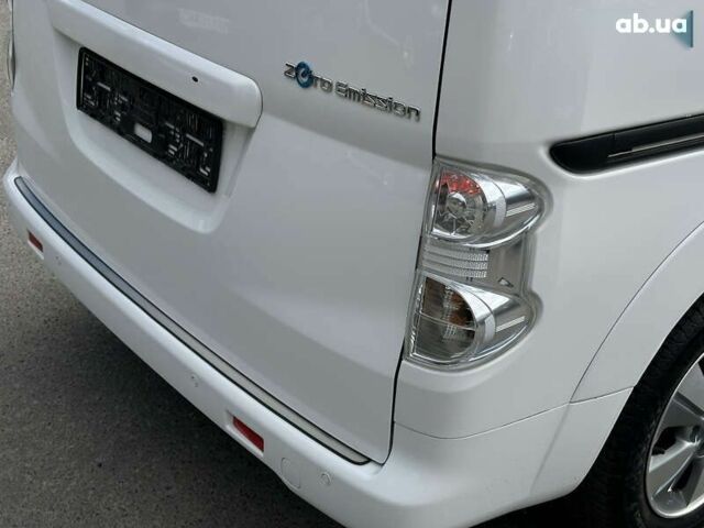 Ниссан e-NV200, объемом двигателя 4.25 л и пробегом 61 тыс. км за 18000 $, фото 28 на Automoto.ua