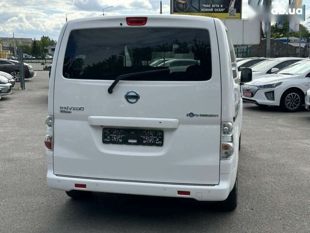 Ниссан e-NV200, объемом двигателя 4.25 л и пробегом 61 тыс. км за 18000 $, фото 9 на Automoto.ua