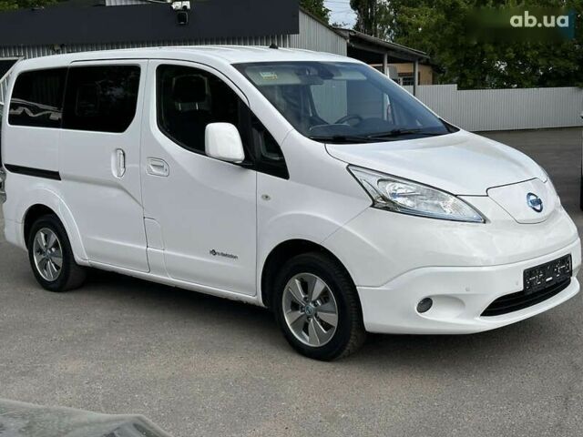 Ниссан e-NV200, объемом двигателя 4.25 л и пробегом 61 тыс. км за 18000 $, фото 4 на Automoto.ua