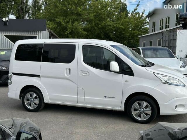 Ниссан e-NV200, объемом двигателя 4.25 л и пробегом 61 тыс. км за 18000 $, фото 5 на Automoto.ua