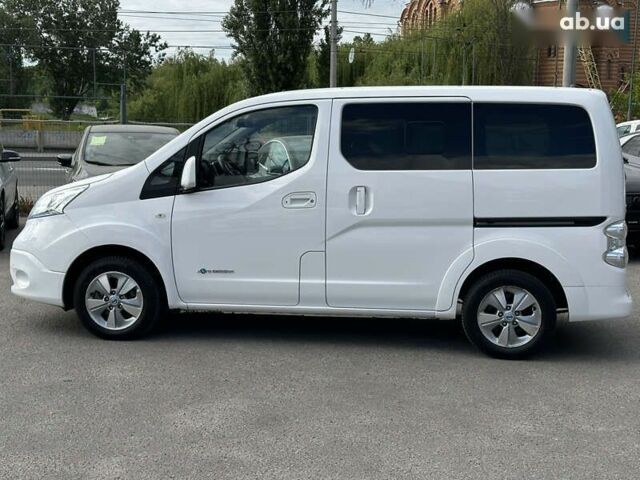 Ниссан e-NV200, объемом двигателя 4.25 л и пробегом 61 тыс. км за 18000 $, фото 12 на Automoto.ua