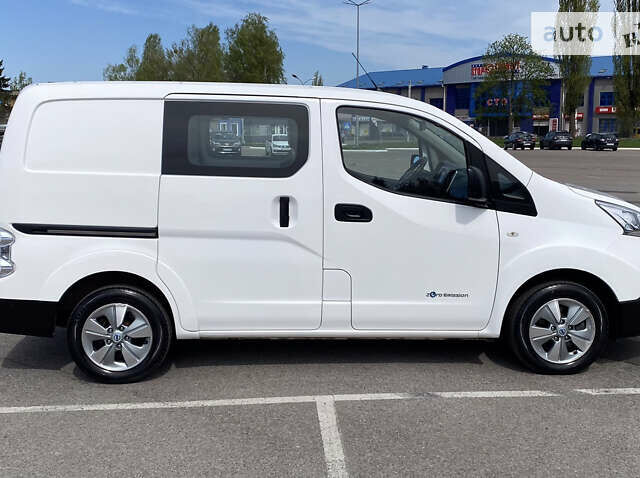 Ниссан e-NV200, объемом двигателя 0 л и пробегом 45 тыс. км за 10990 $, фото 8 на Automoto.ua