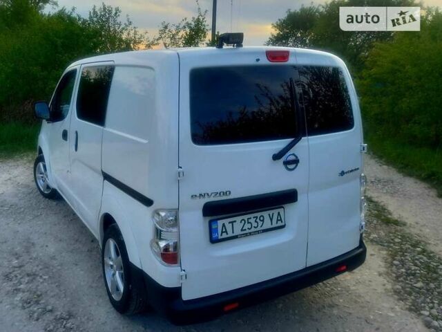 Ниссан e-NV200, объемом двигателя 0 л и пробегом 157 тыс. км за 14300 $, фото 3 на Automoto.ua