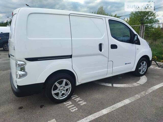 Ніссан e-NV200, об'ємом двигуна 0 л та пробігом 23 тис. км за 16800 $, фото 4 на Automoto.ua