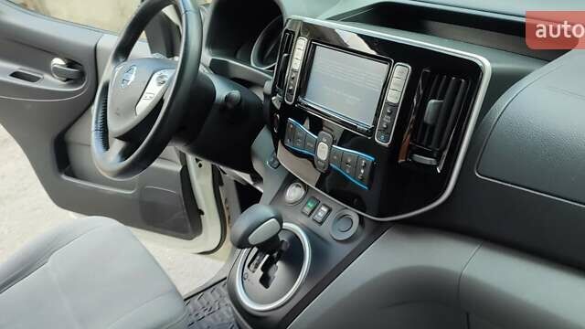 Ниссан e-NV200, объемом двигателя 0 л и пробегом 97 тыс. км за 11200 $, фото 12 на Automoto.ua