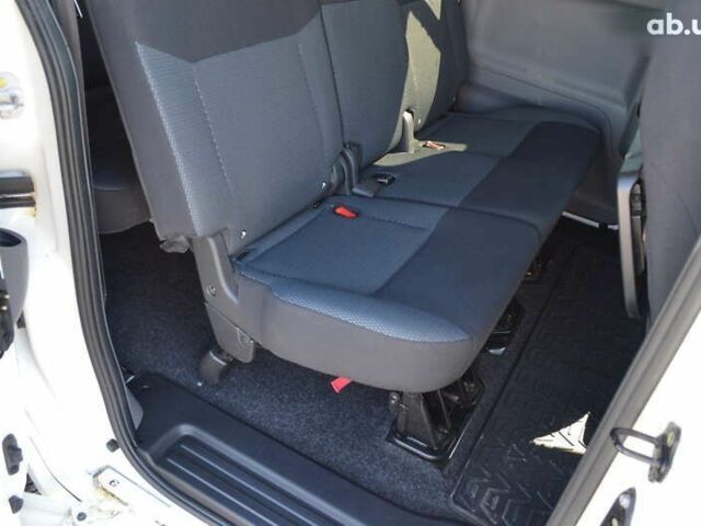 Ниссан e-NV200, объемом двигателя 0 л и пробегом 33 тыс. км за 11600 $, фото 15 на Automoto.ua