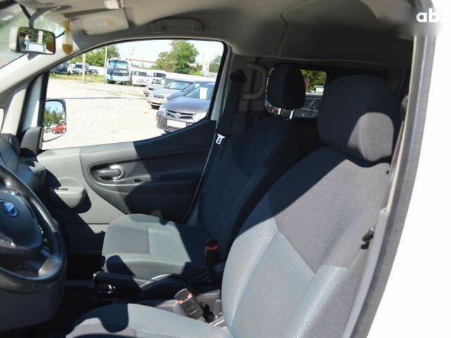 Ниссан e-NV200, объемом двигателя 0 л и пробегом 33 тыс. км за 11600 $, фото 8 на Automoto.ua