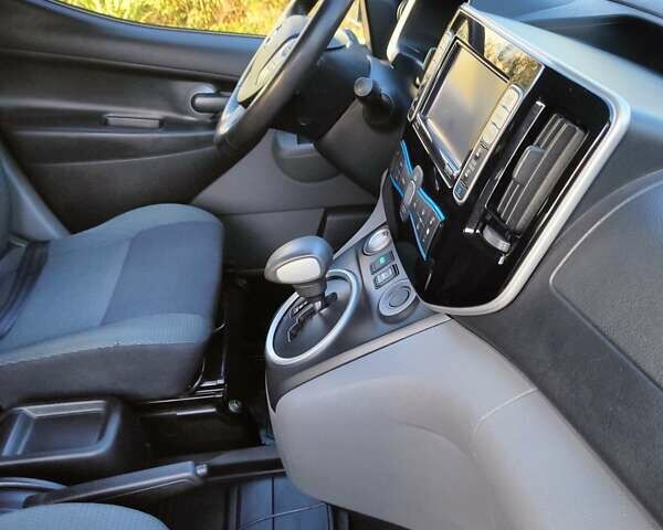 Ниссан e-NV200, объемом двигателя 0 л и пробегом 119 тыс. км за 11950 $, фото 38 на Automoto.ua