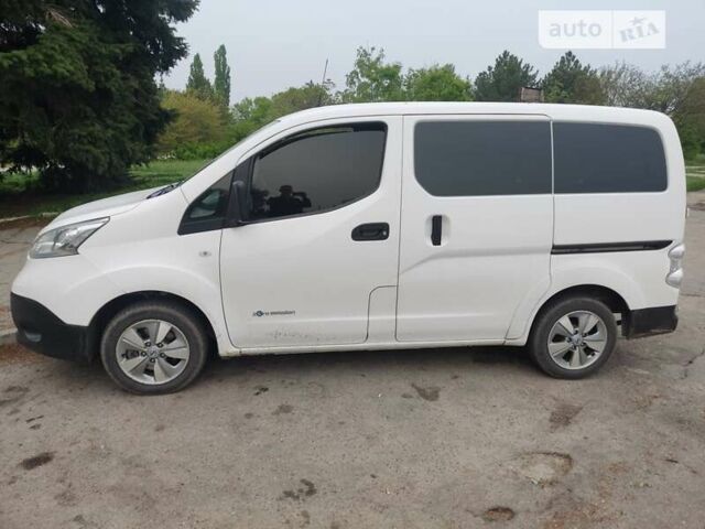 Ніссан e-NV200, об'ємом двигуна 0 л та пробігом 202 тис. км за 16500 $, фото 3 на Automoto.ua