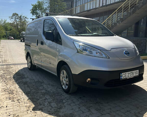 Сірий Ніссан e-NV200, об'ємом двигуна 0 л та пробігом 111 тис. км за 14700 $, фото 9 на Automoto.ua