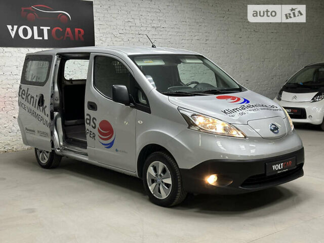 Сірий Ніссан e-NV200, об'ємом двигуна 0 л та пробігом 27 тис. км за 13600 $, фото 29 на Automoto.ua