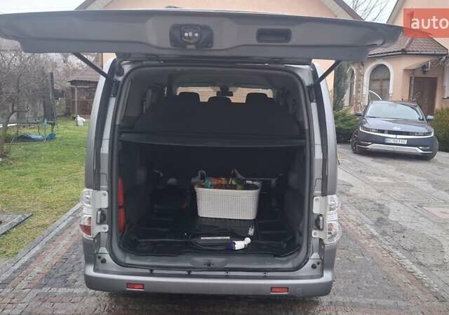 Серый Ниссан e-NV200, объемом двигателя 0 л и пробегом 93 тыс. км за 9300 $, фото 11 на Automoto.ua