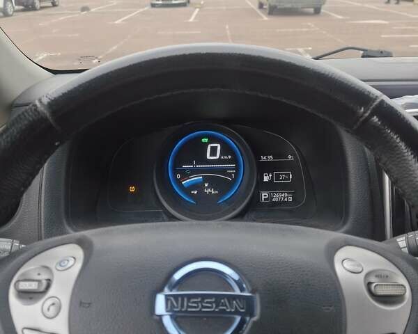 Серый Ниссан e-NV200, объемом двигателя 0 л и пробегом 126 тыс. км за 9950 $, фото 13 на Automoto.ua