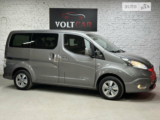 Серый Ниссан e-NV200, объемом двигателя 0 л и пробегом 105 тыс. км за 17500 $, фото 38 на Automoto.ua