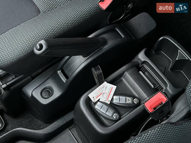 Сірий Ніссан e-NV200, об'ємом двигуна 0 л та пробігом 108 тис. км за 13999 $, фото 47 на Automoto.ua