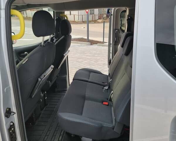 Сірий Ніссан e-NV200, об'ємом двигуна 0 л та пробігом 120 тис. км за 13900 $, фото 42 на Automoto.ua