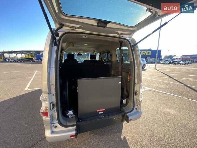 Серый Ниссан e-NV200, объемом двигателя 0 л и пробегом 124 тыс. км за 17200 $, фото 4 на Automoto.ua
