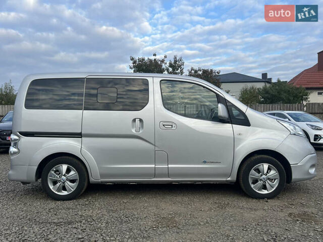 Сірий Ніссан e-NV200, об'ємом двигуна 0 л та пробігом 108 тис. км за 13999 $, фото 8 на Automoto.ua