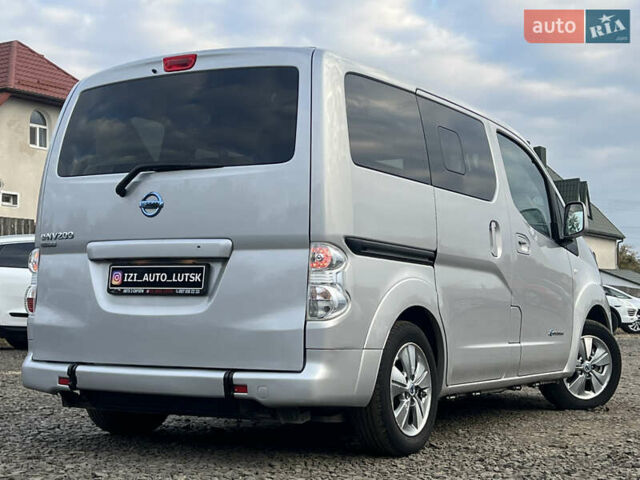 Сірий Ніссан e-NV200, об'ємом двигуна 0 л та пробігом 108 тис. км за 13999 $, фото 7 на Automoto.ua