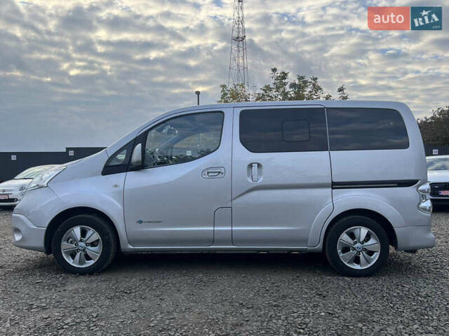 Сірий Ніссан e-NV200, об'ємом двигуна 0 л та пробігом 108 тис. км за 13999 $, фото 4 на Automoto.ua