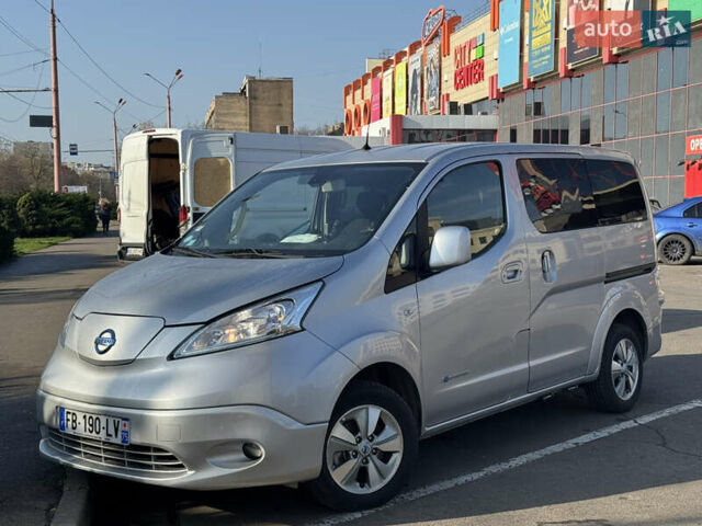 Серый Ниссан e-NV200, объемом двигателя 0 л и пробегом 119 тыс. км за 15700 $, фото 1 на Automoto.ua