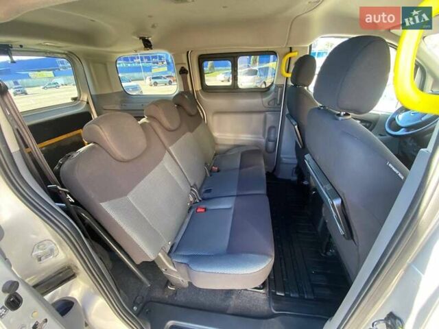 Серый Ниссан e-NV200, объемом двигателя 0 л и пробегом 124 тыс. км за 17200 $, фото 2 на Automoto.ua