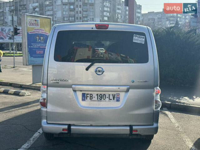 Серый Ниссан e-NV200, объемом двигателя 0 л и пробегом 119 тыс. км за 15700 $, фото 4 на Automoto.ua