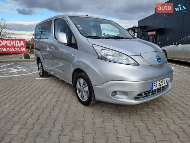 Сірий Ніссан e-NV200, об'ємом двигуна 0 л та пробігом 120 тис. км за 13900 $, фото 7 на Automoto.ua