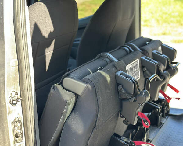 Сірий Ніссан e-NV200, об'ємом двигуна 0 л та пробігом 190 тис. км за 14900 $, фото 15 на Automoto.ua
