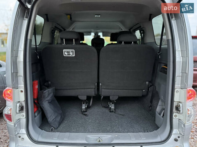 Серый Ниссан e-NV200, объемом двигателя 0 л и пробегом 128 тыс. км за 15777 $, фото 15 на Automoto.ua