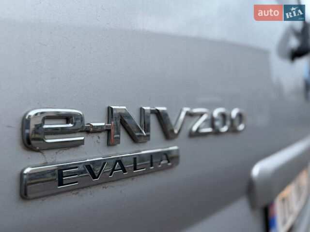 Сірий Ніссан e-NV200, об'ємом двигуна 0 л та пробігом 128 тис. км за 16777 $, фото 31 на Automoto.ua