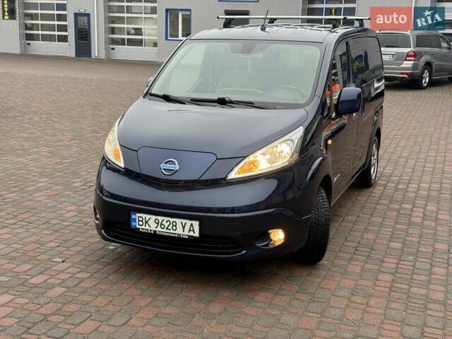 Синий Ниссан e-NV200, объемом двигателя 0 л и пробегом 115 тыс. км за 11000 $, фото 37 на Automoto.ua