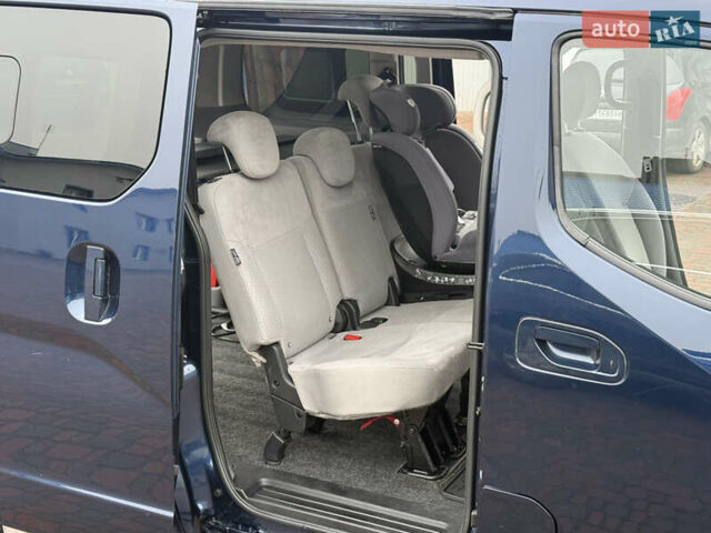 Синий Ниссан e-NV200, объемом двигателя 0 л и пробегом 115 тыс. км за 11000 $, фото 12 на Automoto.ua