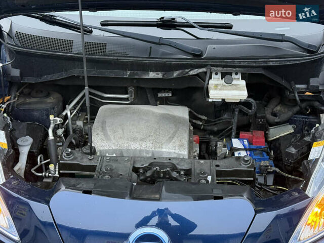 Синий Ниссан e-NV200, объемом двигателя 0 л и пробегом 115 тыс. км за 11000 $, фото 57 на Automoto.ua