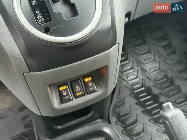 Синий Ниссан e-NV200, объемом двигателя 0 л и пробегом 115 тыс. км за 11000 $, фото 30 на Automoto.ua