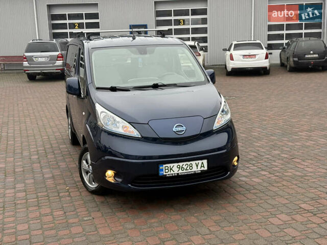 Синий Ниссан e-NV200, объемом двигателя 0 л и пробегом 115 тыс. км за 11000 $, фото 39 на Automoto.ua