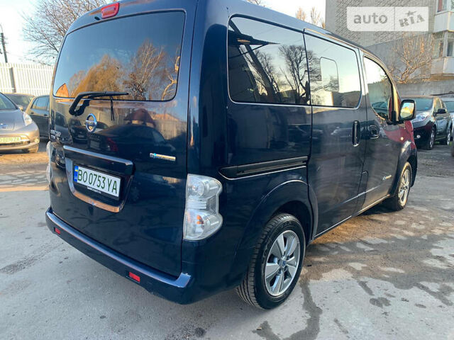 Синий Ниссан e-NV200, объемом двигателя 0 л и пробегом 122 тыс. км за 14000 $, фото 6 на Automoto.ua