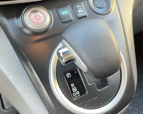 Синий Ниссан e-NV200, объемом двигателя 0 л и пробегом 109 тыс. км за 13200 $, фото 9 на Automoto.ua