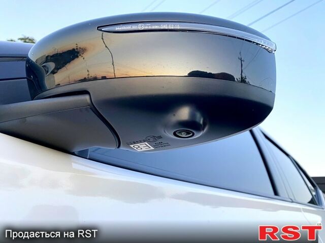 Білий Ніссан Kicks, об'ємом двигуна 1.6 л та пробігом 93 тис. км за 14500 $, фото 4 на Automoto.ua