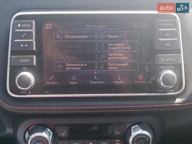 Белый Ниссан Kicks, объемом двигателя 1.6 л и пробегом 76 тыс. км за 14500 $, фото 11 на Automoto.ua