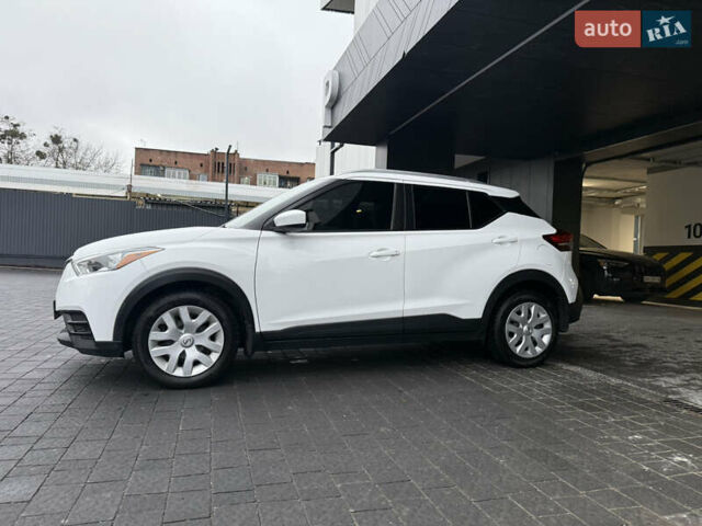 Белый Ниссан Kicks, объемом двигателя 1.6 л и пробегом 90 тыс. км за 13700 $, фото 21 на Automoto.ua