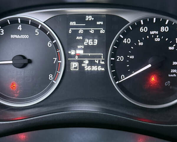 Белый Ниссан Kicks, объемом двигателя 1.6 л и пробегом 90 тыс. км за 13700 $, фото 5 на Automoto.ua