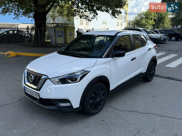 Белый Ниссан Kicks, объемом двигателя 1.6 л и пробегом 112 тыс. км за 12999 $, фото 1 на Automoto.ua