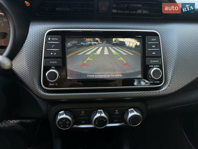 Белый Ниссан Kicks, объемом двигателя 1.6 л и пробегом 112 тыс. км за 12999 $, фото 12 на Automoto.ua